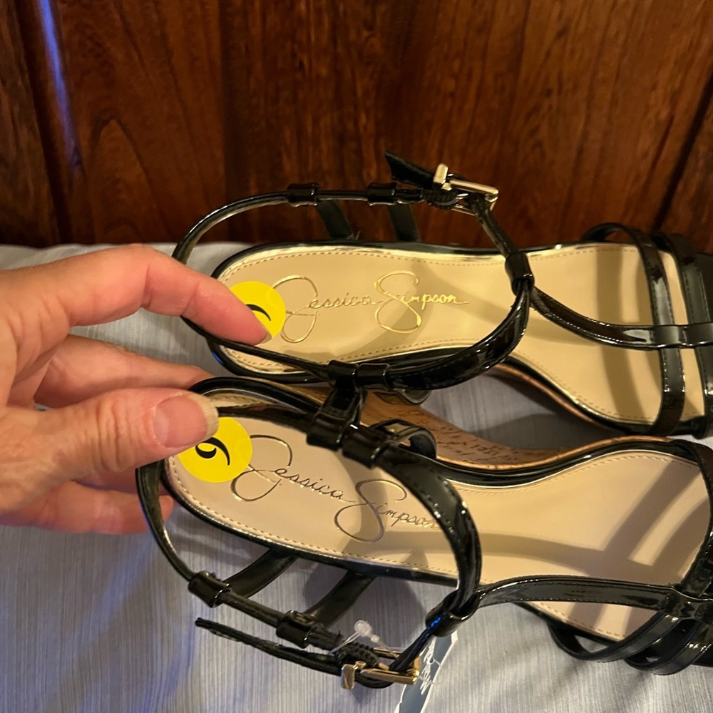 Jessica Simpson Black Wedge Sandals, new with tag, women’s 9, cute and stylish - Picture 4 of 8
